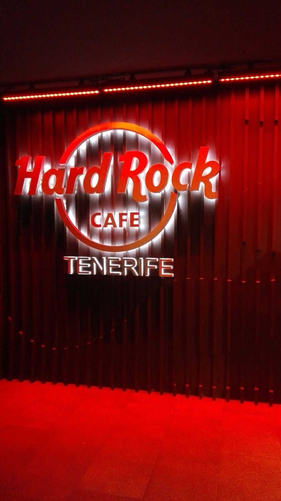 03 Hard Rock Café