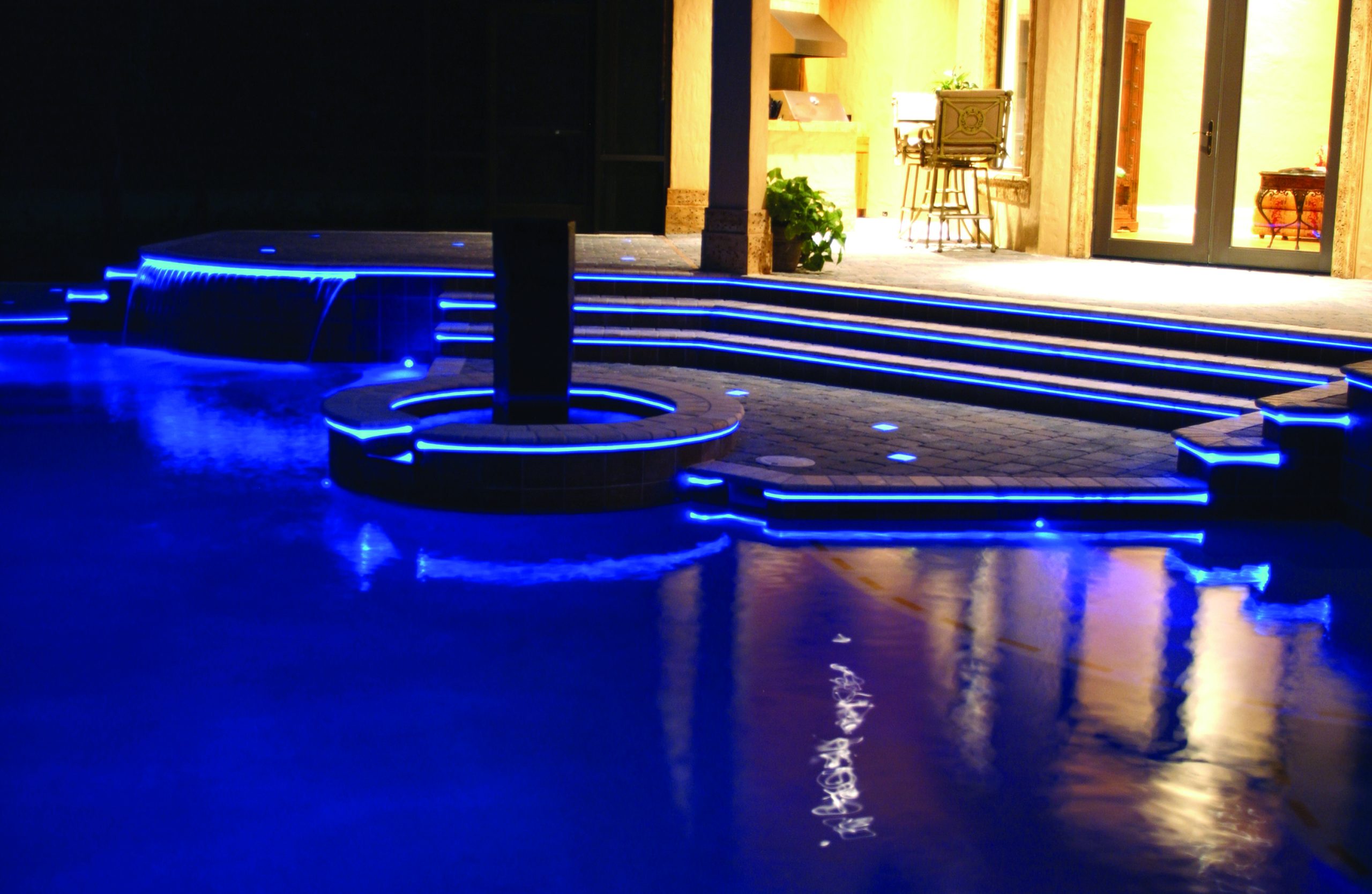 File name            	:DSC_0055.TIF

File size            	:17.0MB(17778002Bytes)

Date taken           	:2002/11/08 08:23:00

Image size           	:3008 x 1960

Resolution           	:300 x 300 dpi

Number of bits       	:8bit/channel

Protection attribute 	:Off

Hide Attribute       	:Off

Camera ID            	:N/A

Camera               	:NIKON D1X

Quality mode         	:HI (RGB Uncompressed)

Metering mode        	:Spot

Exposure mode        	:Shutter priority

Speed light          	:No

Focal length         	:28 mm

Shutter speed        	:1.0second

Aperture             	:F3.5

Exposure compensation	:0 EV

White Balance        	:Incandescent

Lens                 	:28 - 105 mm F 3.5 - 4.5

Flash sync mode      	:N/A

Exposure difference  	:-1.0 EV

Flexible program     	:No

Sensitivity          	:ISO200

Sharpening           	:Normal

Image Type           	:Color

Color Mode           	:Mode I(sRGB)

Hue adjustment       	:3

Saturation Control   	:N/A

Tone compensation    	:Normal

Latitude(GPS)        	:N/A

Longitude(GPS)       	:N/A

Altitude(GPS)        	:N/A